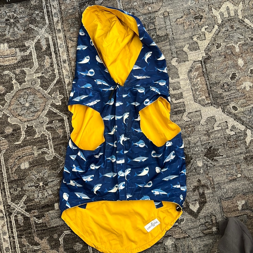 Lucy & Co. Dog rain coat NWOT
